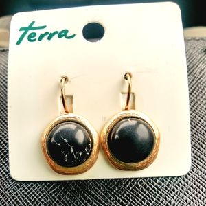 Black and gold earrings
